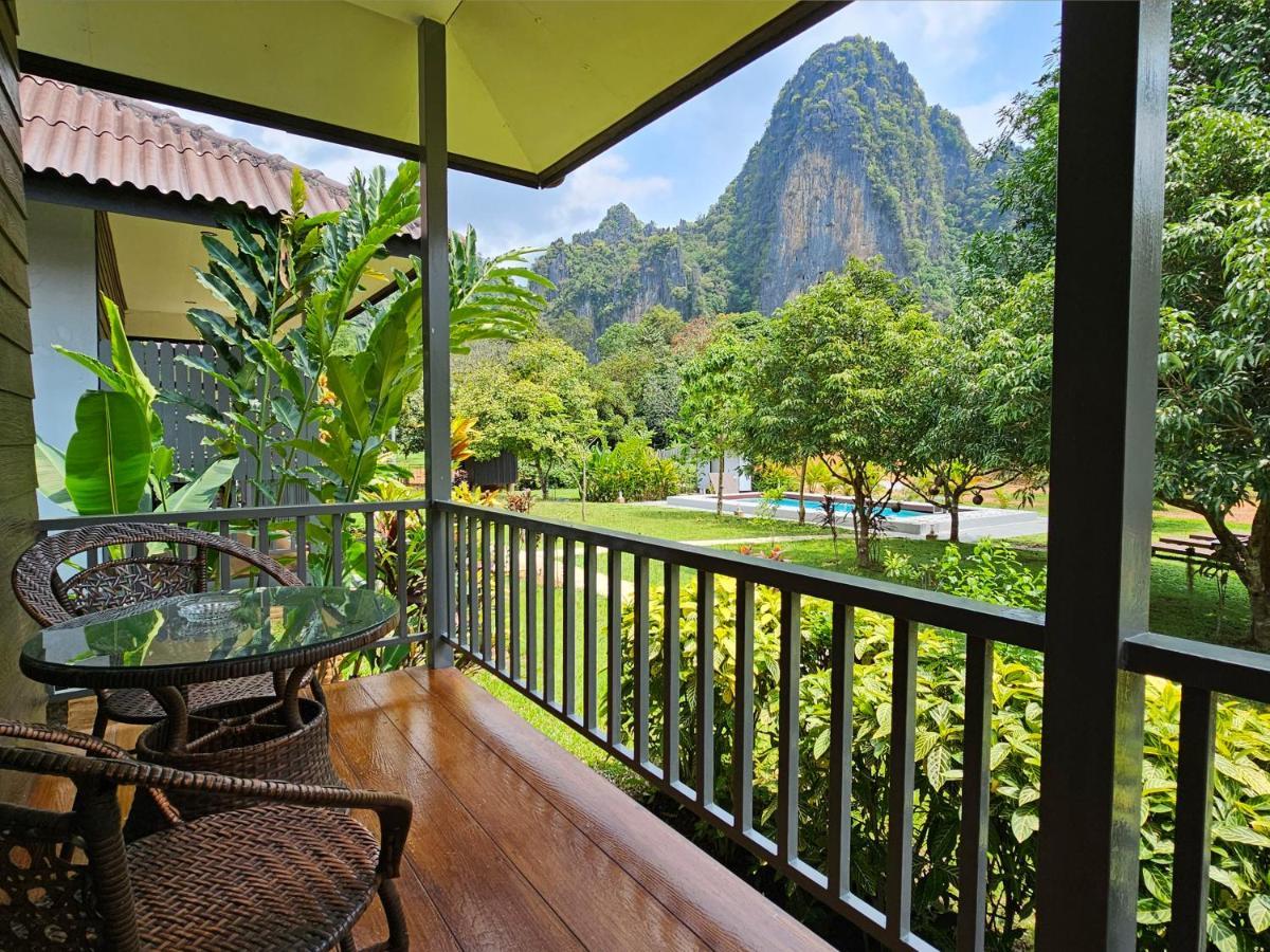 Bearlinbungalow Vang Vieng Exterior foto